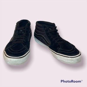 VANS x Anti-Hero Grosso Sk8-Mid Pro Black Skate Shoes